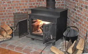 Pulizie stufe a legna e a pellet